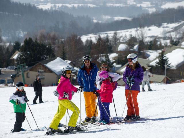 Famille à la station de Chaillol