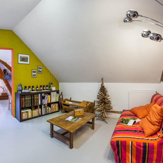 Hautes-Alpes (05), Vallée du Champsaur, La Motte-en-Champsaur, Molines-en-Champsaur, Auberge Gaillard, gîte et restaurant // Hautes-Alpes (05), Champsaur Valley, La Motte-en-Champsaur, Molines-en-Champsaur village, Auberge Gaillard, lodging and restaurant
