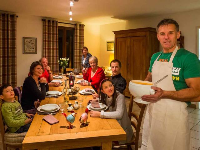 Hautes-Alpes (05), Vallée du Champsaur, Saint-Bonnet-en-Champsaur, Chambres et table d'hôtes La Combe Fleurie, Agnès et Donald Clark   //  Hautes-Alpes (05), Champsaur valley, Saint-Bonnet-en-Champsaur, Bed and breakfast La Combe Fleurie, Agnes and Donald Clark