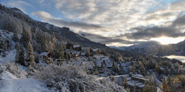 Vue de la station de Chaillol sous la Neige