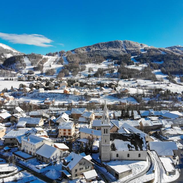 Vue Ancelle hiver en drône