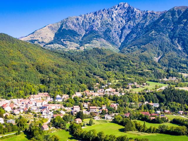 Saint Firmin en Valgaudemar vu du ciel
